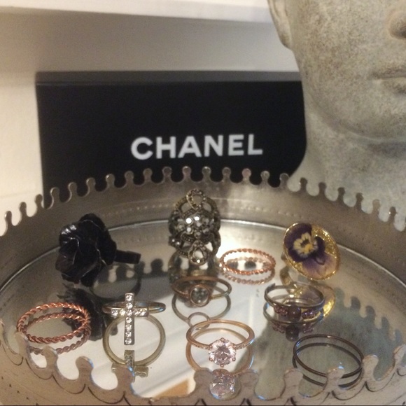 10 Miscellaneous Rings - Picture 2 of 2